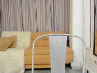 lilycrystal Live Webcam on CamSoda