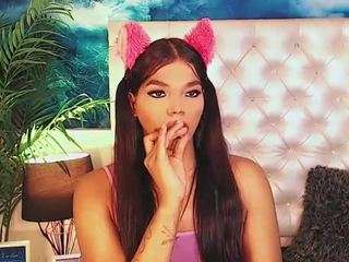 yoiku Live Webcam on CamSoda
