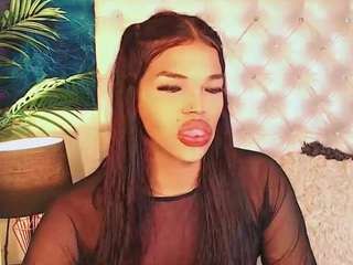 yoiku Live Webcam on CamSoda