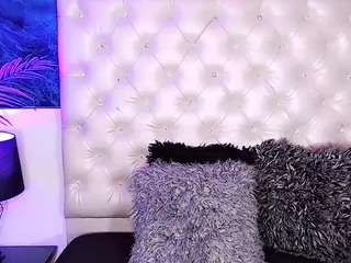 yoiku Live Webcam on CamSoda