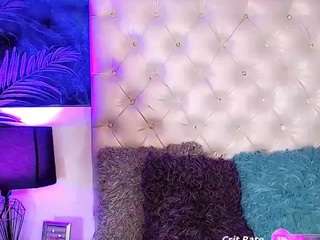 yoiku Live Webcam on CamSoda