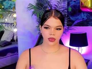 le modèle yoiku est en webcam porno dans un show sur le site camsoda, il possède les tags suivants: anal-toys,average,big cock,black hair,brown eyes,drinking,latina,nipple piercings,orgasm,smoking,tease,teen 18,young adult,hd,small tits