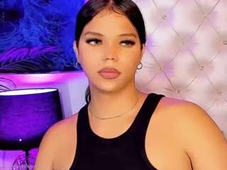 le modèle yoiku est en webcam porno dans un show sur le site camsoda, il possède les tags suivants: anal-toys,average,big cock,black hair,brown eyes,drinking,latina,nipple piercings,orgasm,smoking,tease,teen 18,young adult,hd,small tits