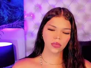 Yoiku's cam show statistics and live stream