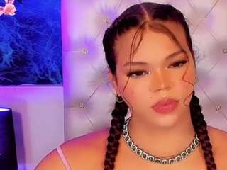 Yoiku live webcam show