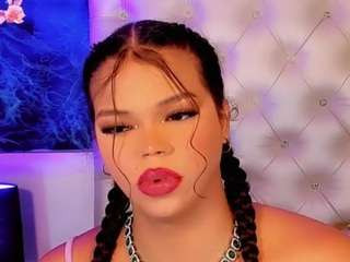Yoiku live webcam show