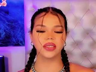 Yoiku live webcam show