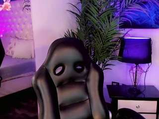 Yoiku live webcam show
