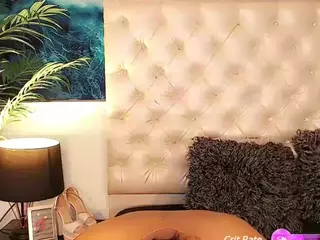 Yoiku's Live Sex Cam Show