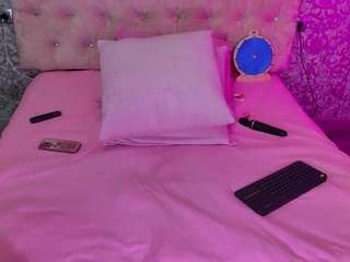 akilla-queen live cam profile