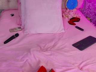 le modèle akilla-queen est en webcam porno dans un show sur le site camsoda, il possède les tags suivants: anal,shaved-pussy,massage,mistress,natural,oil,role play,shaved,skinny,lovense,spank,strip,swallow,teen-18,toys,voyeur,young adult,ass,lush,lingerie