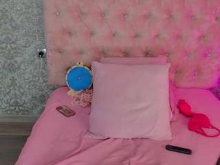 Akilla-Queen live webcam show