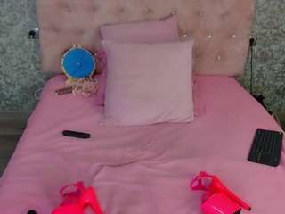 Akilla-Queen live webcam show