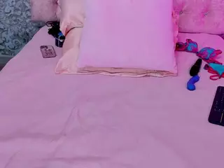 Akilla-Queen's Live Sex Cam Show