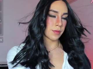alonehazel01 Live Webcam on CamSoda