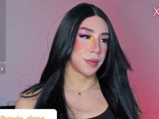 alonehazel01 Live Webcam on CamSoda