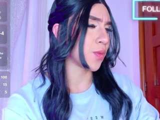 alonehazel01 live cam profile