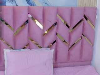 collegepawg Live Webcam on CamSoda