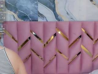 collegepawg Live Webcam on CamSoda