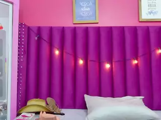 collegepawg's Live Sex Cam Show