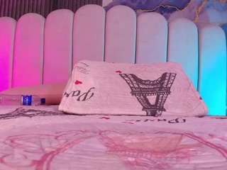 dione-ht live webcam show