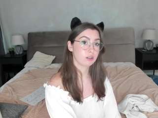 Shy Videochat with evelyn-dober1