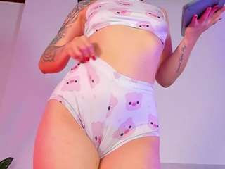 kiimlee Live Webcam on CamSoda