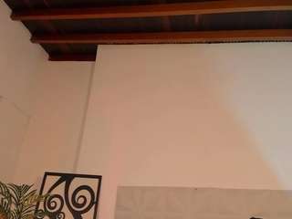 Live cam show with KiimLee