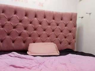  kim-bella chat room