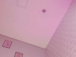 littleebluee Live Webcam on CamSoda
