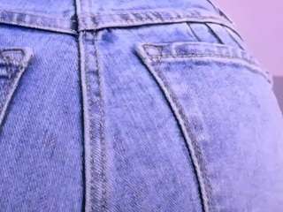 littleebluee Live Webcam on CamSoda