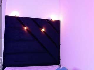 littleebluee Live Webcam on CamSoda