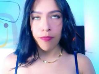 littleebluee live webcam show