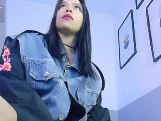 littleebluee live cam preview