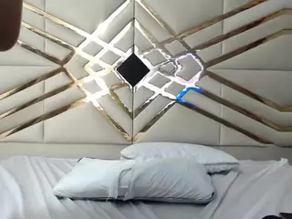 littleebluee's Live Sex Cam Show