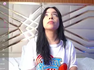 littleebluee's Live Sex Cam Show
