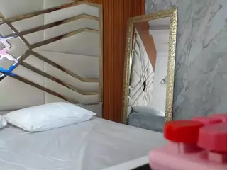littleebluee's Live Sex Cam Show