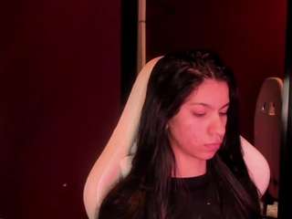 paamelaascott's CamSoda show and profile