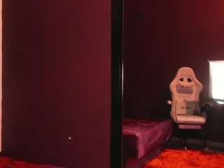 paamelaascott live cam profile