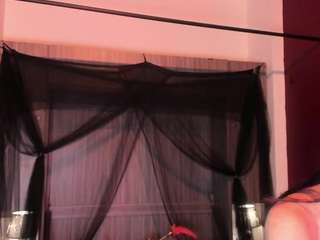 paamelaascott live cam profile