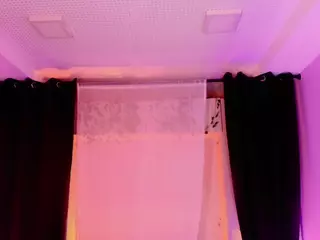 SARA's Live Sex Cam Show