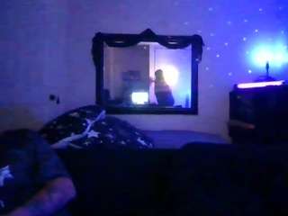 pappyslilfreak's CamSoda show and profile