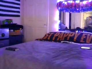 pappyslilfreak's live room