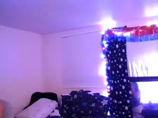 pappyslilfreak's Live Sex Cam Show
