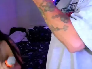 pappyslilfreak's Live Sex Cam Show