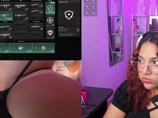 petitesofia Live Webcam on CamSoda