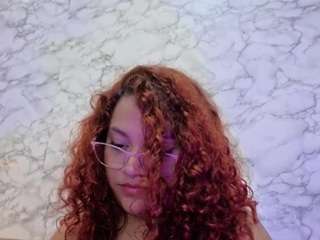 petitesofia Live Webcam on CamSoda