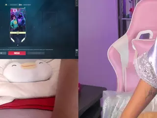 PetiteSofia's Live Sex Cam Show