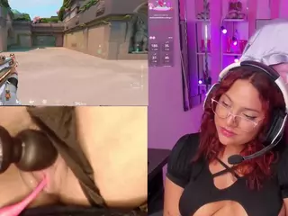 PetiteSofia's Live Sex Cam Show