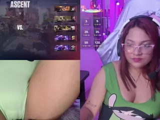 PetiteSofia's Live Sex Cam Show